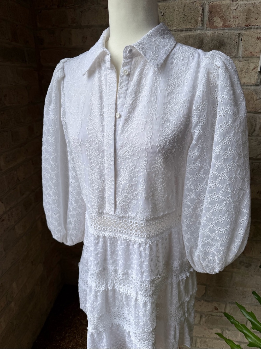 Alice + Olivia Blakesley Jacquard Mini Dress in White Women’s Size 4 - Picture 4 of 6